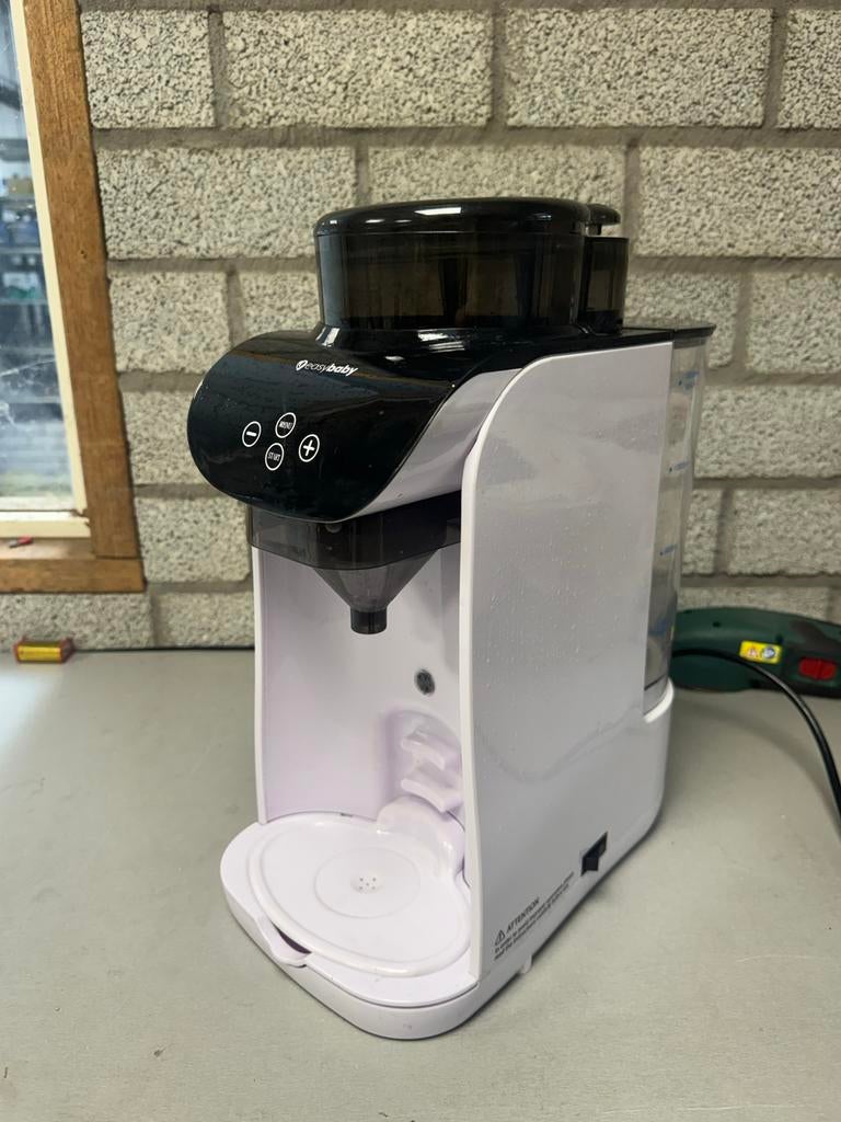 Easy Baby Milk Maker - Flessenbereider, Kinderen en Baby's, Babyvoeding en Toebehoren, Ophalen of Verzenden, Gebruikt, Flessen- of potjesverwarmer