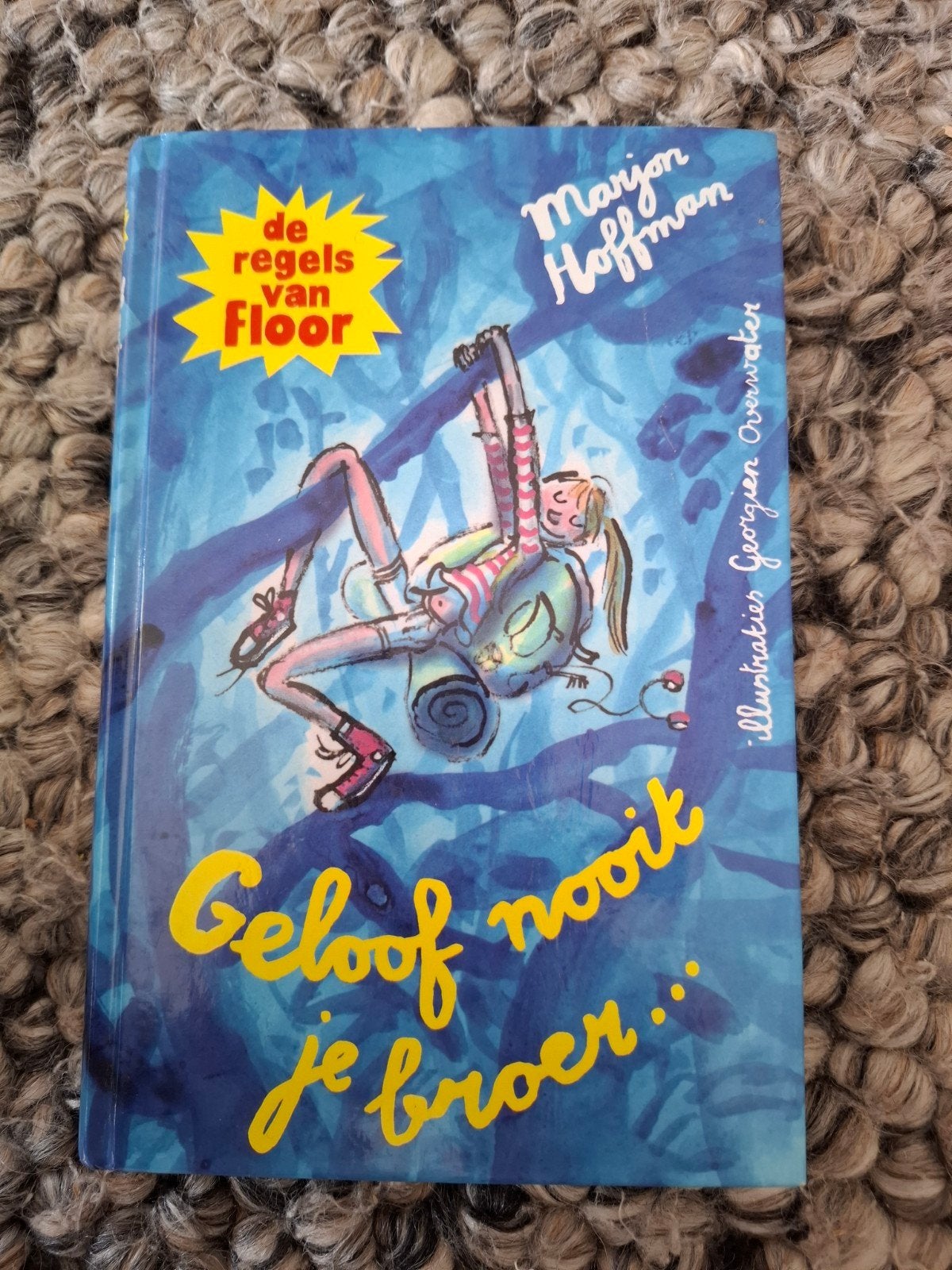 de regels van Floor - Geloof nooit je broer, Marion Hoffman, Ophalen of Verzenden, Zo goed als nieuw, Fictie