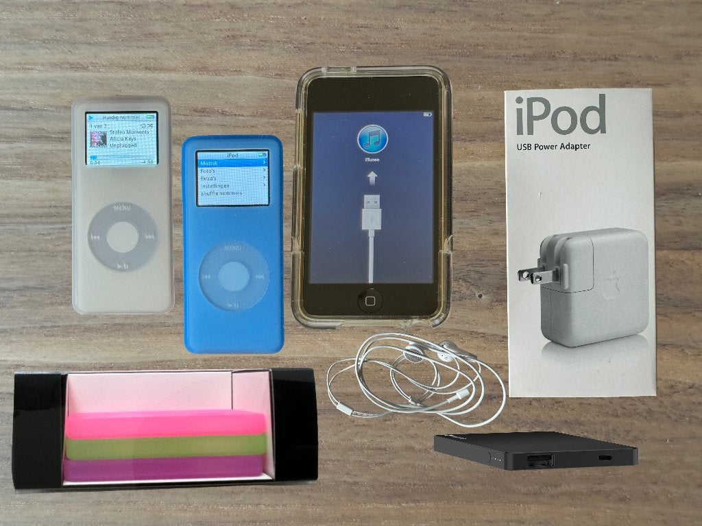 Retro Apple iPods 1e gen iPod Touch + iPod nano's - compleet, Ophalen, Overige types, Gebruikt, Overige kleuren