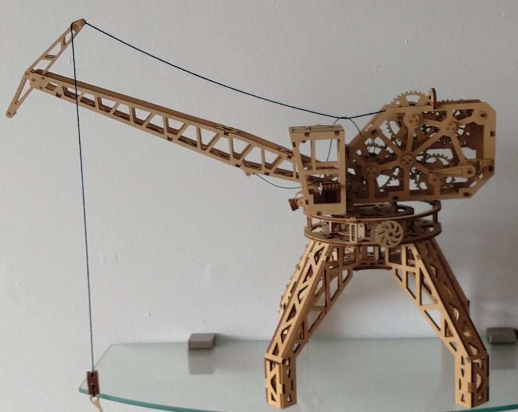 modelbouw Ugears Torenkraan, hoog 40 cm,  volgnr 30, Ophalen of Verzenden, Gebruikt, 1:50 tot 1:144