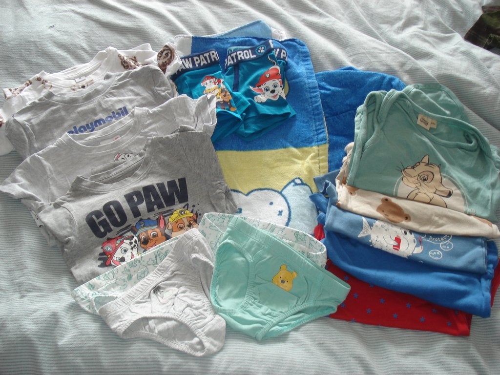 Groot kleding pakket jongen mt 92 ( 14 stuks), Kinderen en Baby's, Ophalen of Verzenden, Zo goed als nieuw, Jongen, Nacht- of Onderkleding