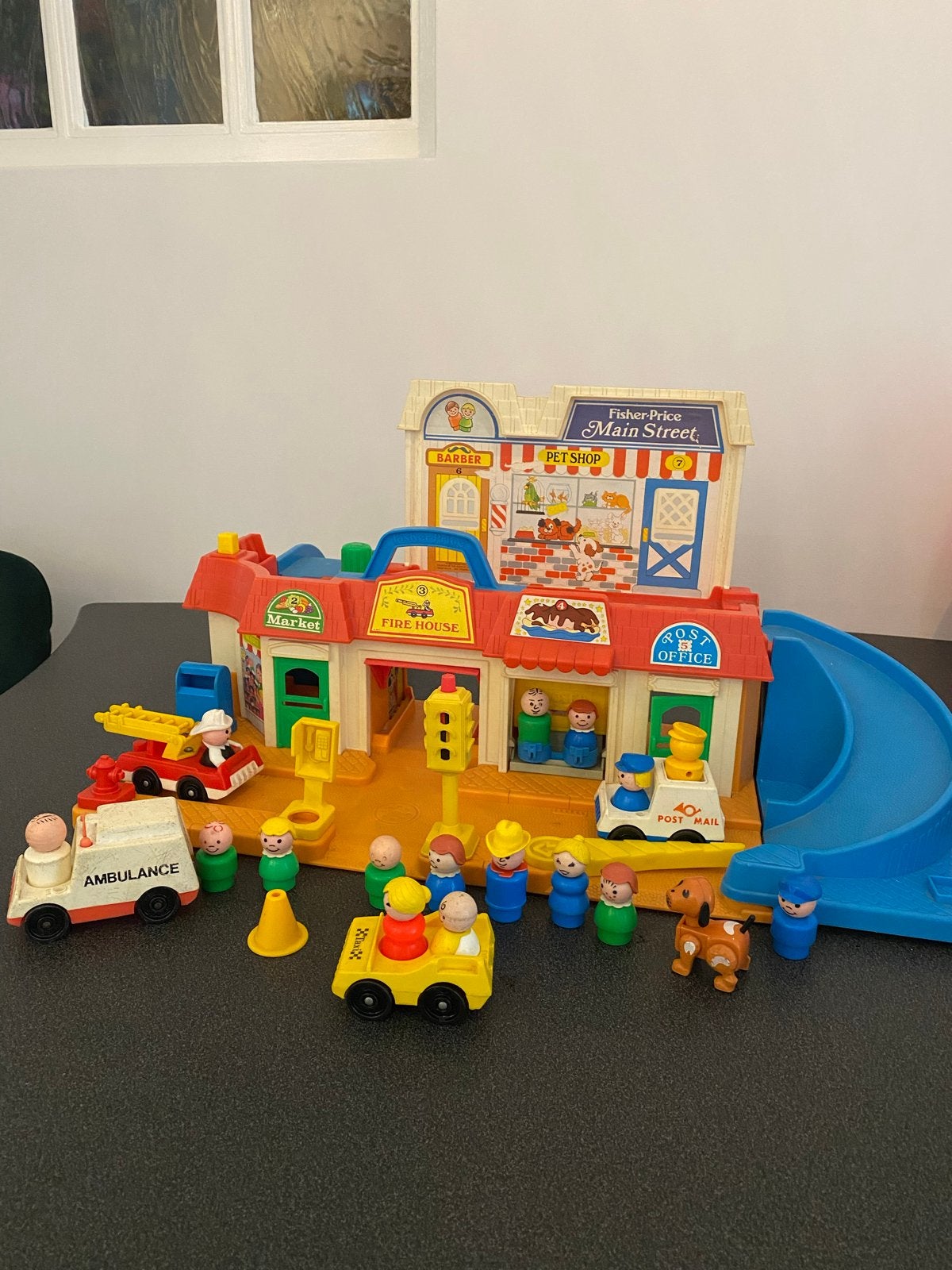 Vintage Fisher-Price Main Street Speelset met Figuren, Ophalen of Verzenden, Gebruikt, Speelset