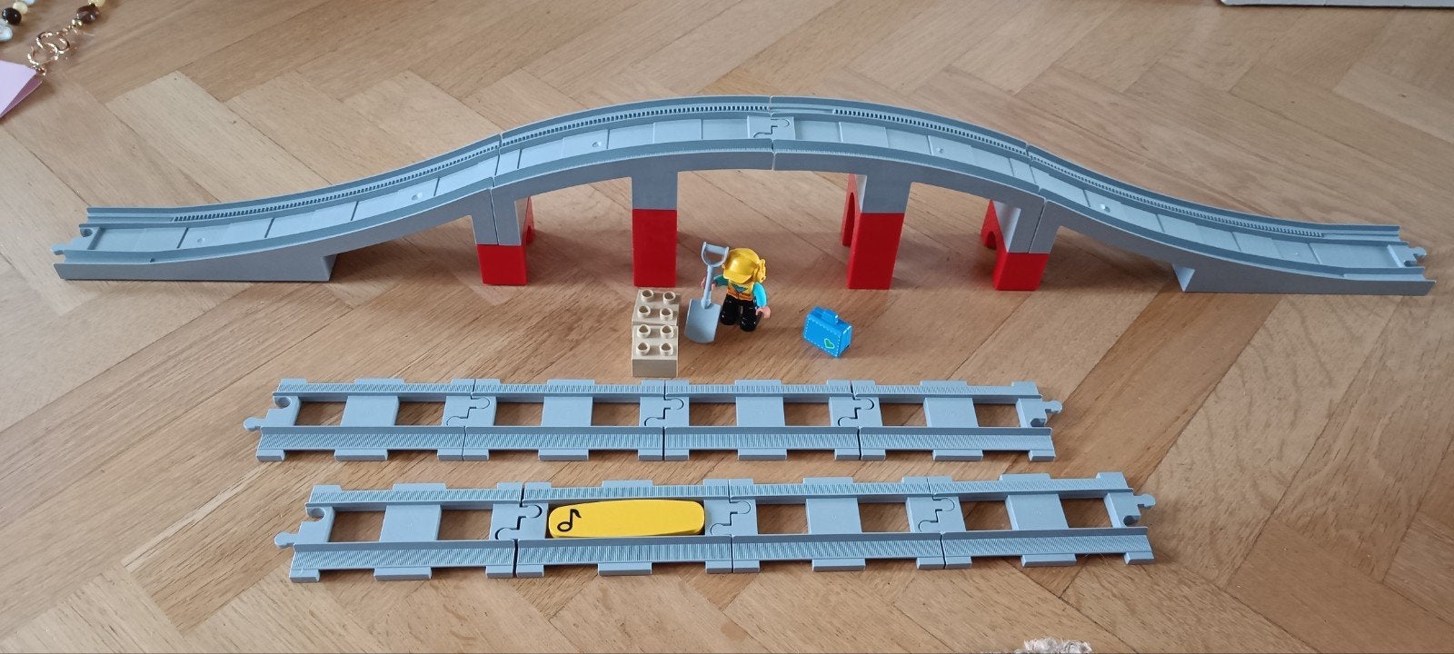 Lego Duplo Treinbrug en Rails met Minifiguur, Inclusief minifiguren, Gebruikt, Ophalen of Verzenden, Duplo