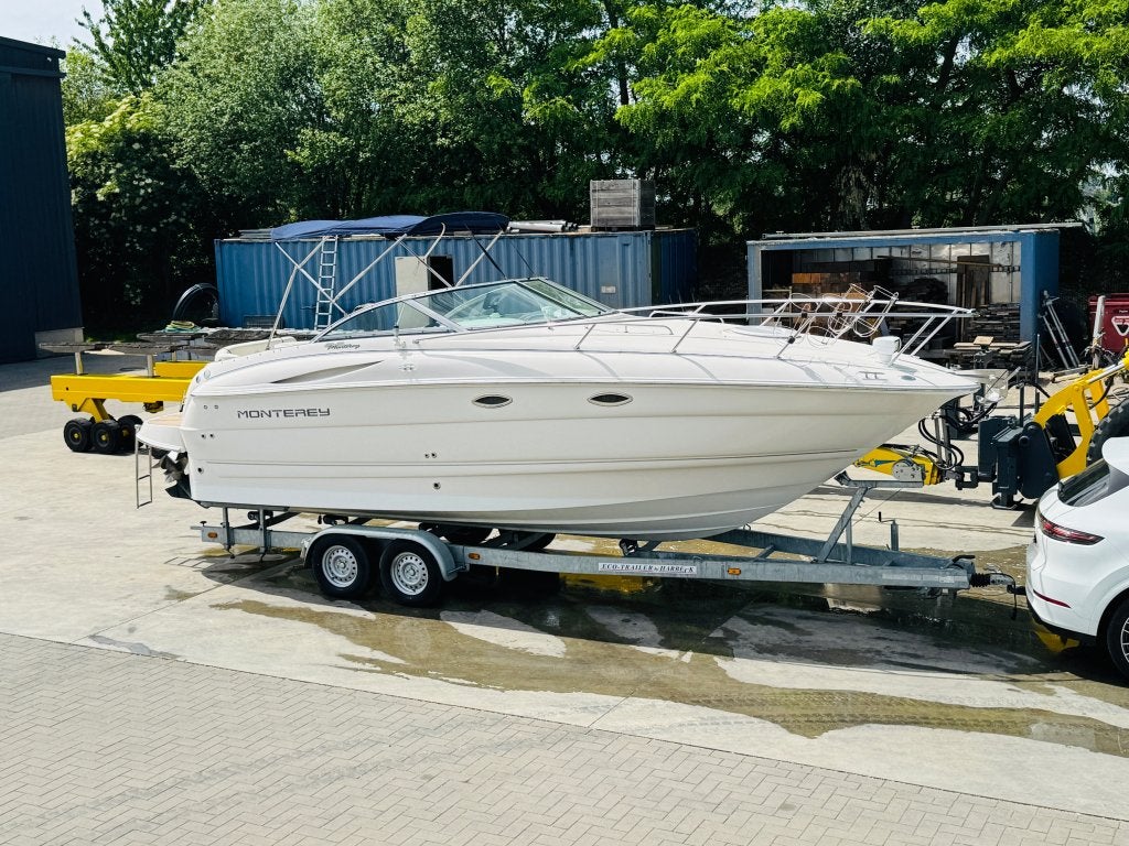 Monterey 245 / 250 - Volvo Penta 5.0 GXI, Niet ingevuld, Niet ingevuld, Niet ingevuld
