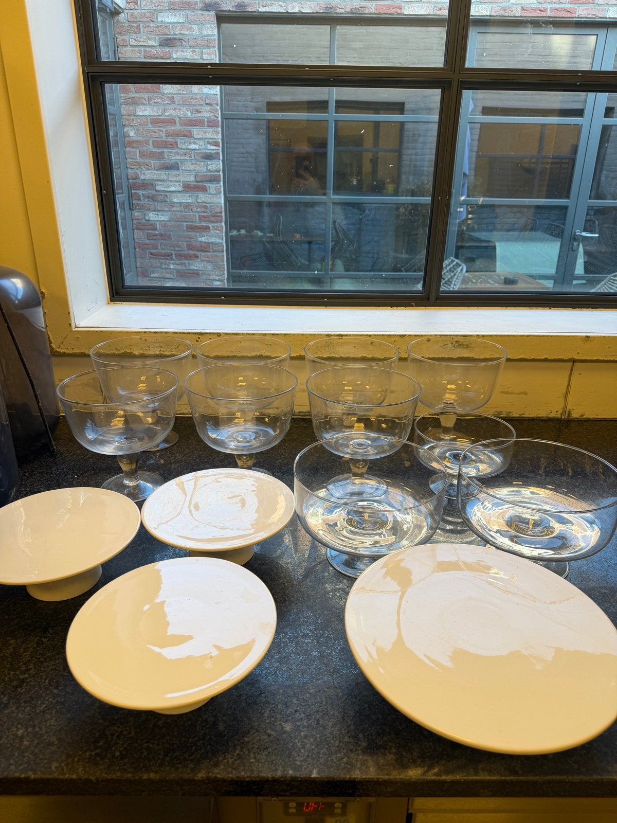 Glazen schalen en witte schaaltjes, Ophalen, Gebruikt, Modern, Glas