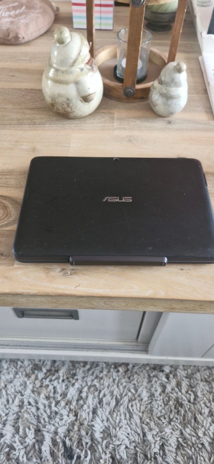 ASUS Transformer Book T100HA - 2-in-1 Laptop/Tablet, Gebruikt, Minder dan 4 GB, Qwerty, Intel Atom