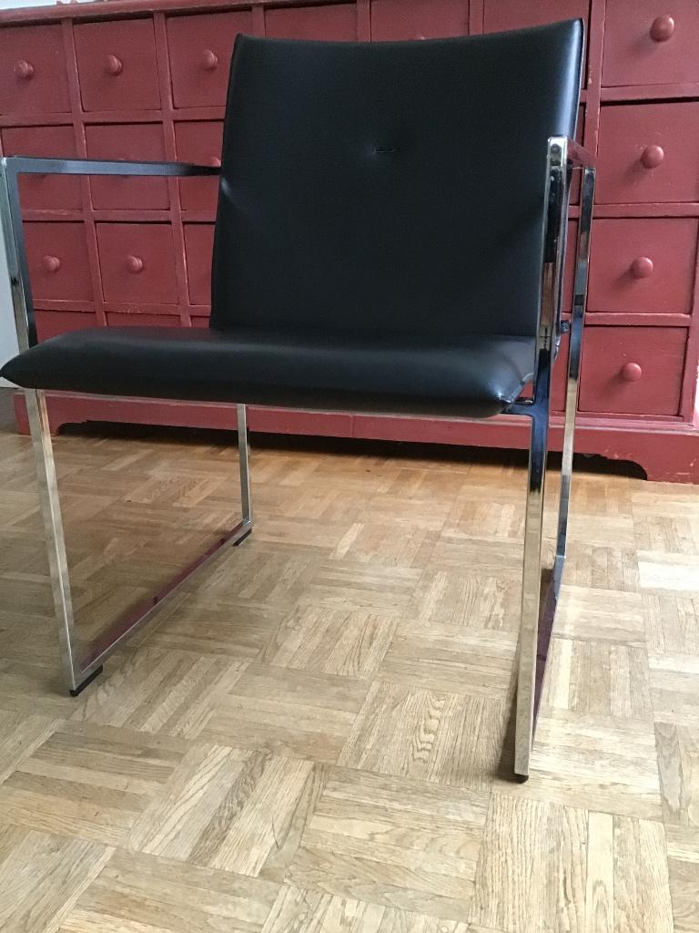Stoel, leer en staal, Huis en Inrichting, Stoelen, Ophalen, Gebruikt, Zwart, Leer
