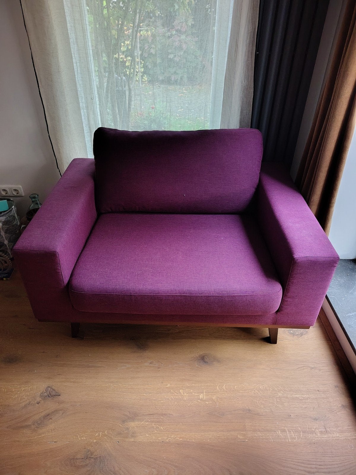 Comfortabele paarse fauteuil - Zo goed als nieuw, Ophalen, Hout, 75 tot 100 cm, Zo goed als nieuw