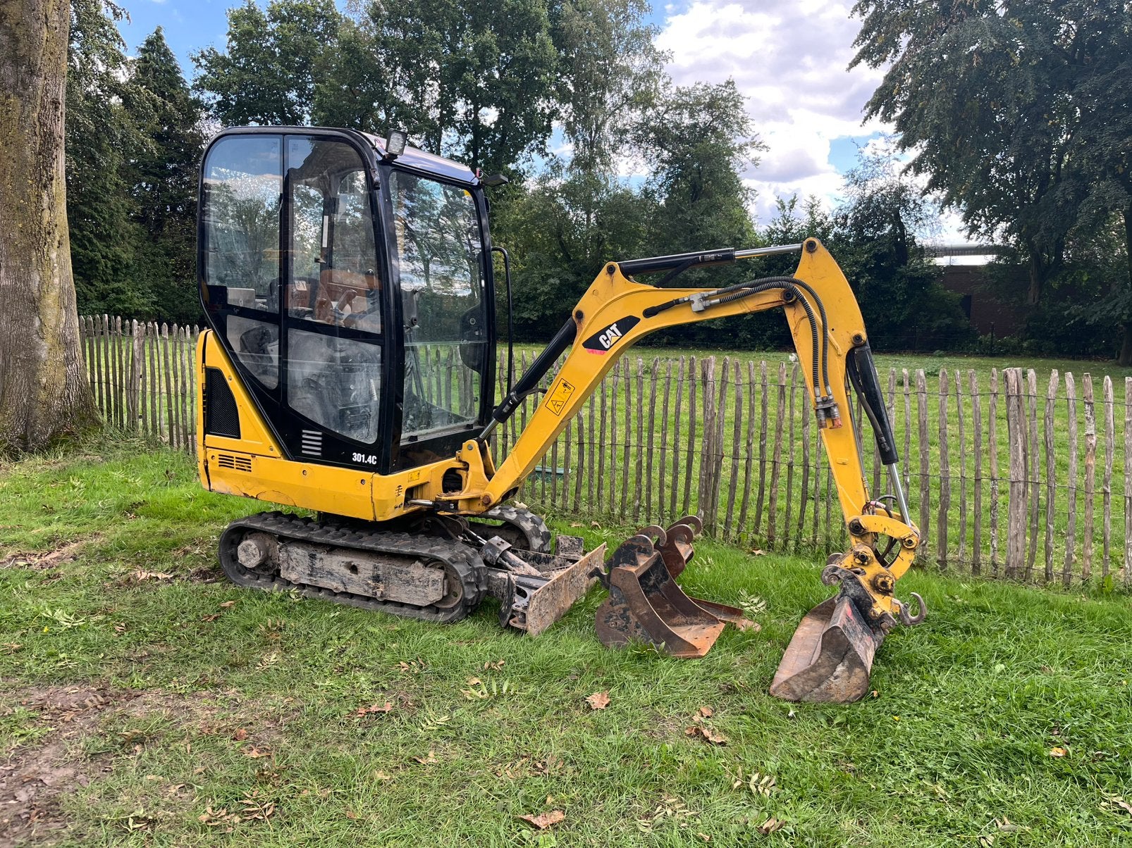 Foto 14 van 2x cat minigraver 301.4C & 301.7D Bouwjaar 2014 & 2017