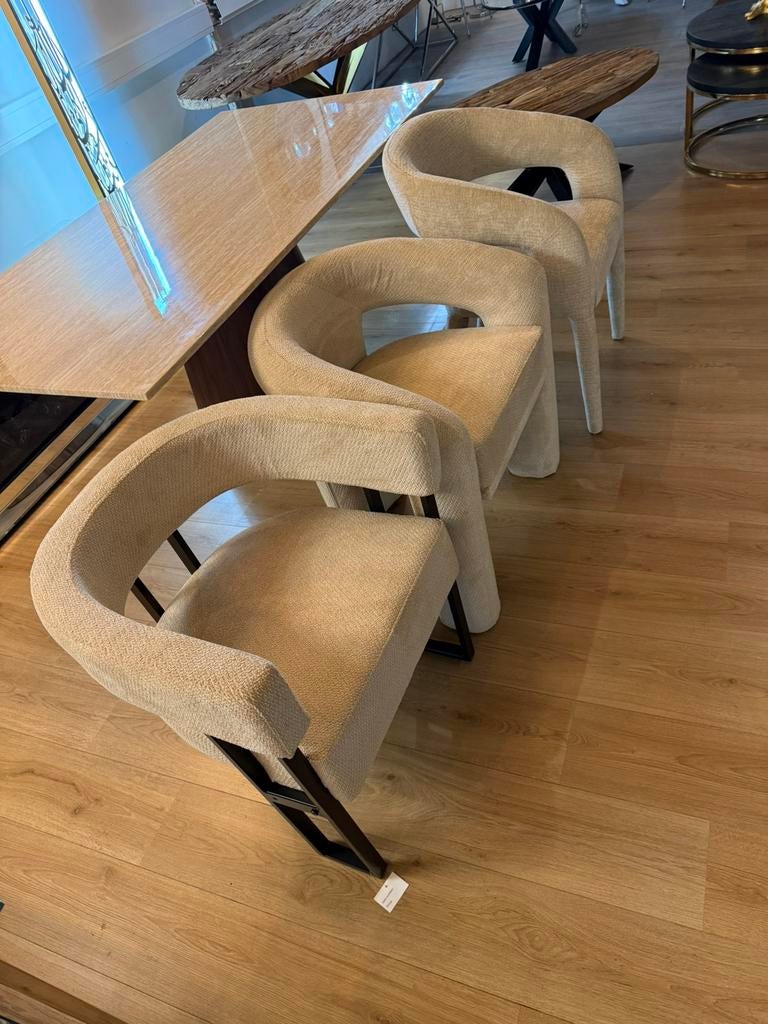 Dining chair black metal leg boucle beige, Huis en Inrichting, Stoelen, Overige kleuren, Overige materialen, Nieuw, Ophalen of Verzenden