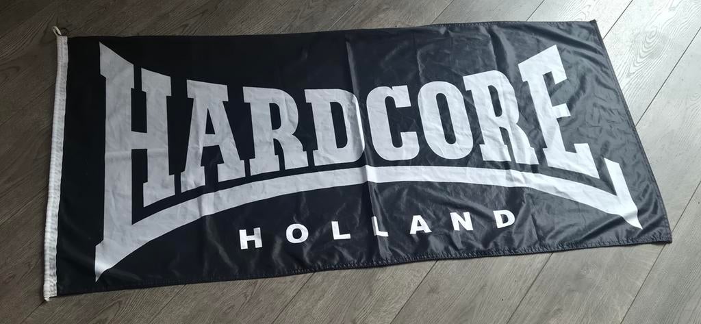 vlag met het "Hardcore Holland" l, Ophalen, Zo goed als nieuw
