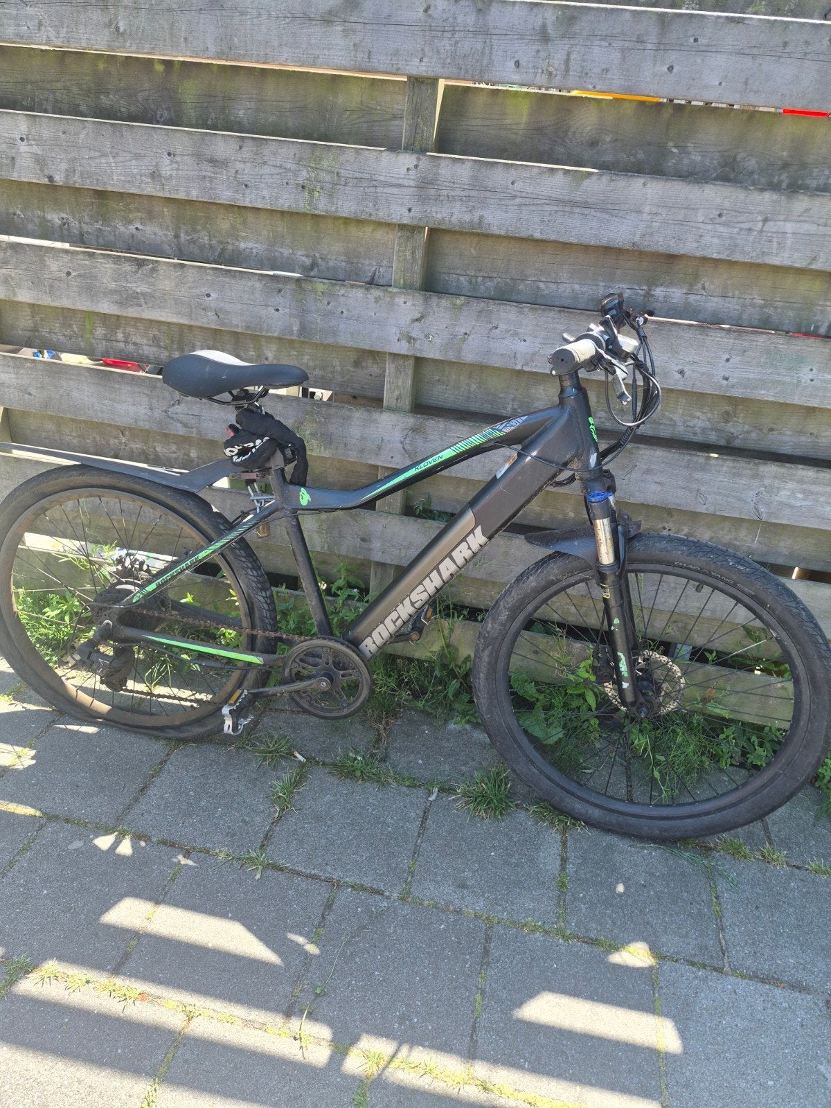 Elektrische fiets - Nieuwe achterband nodig, Ophalen