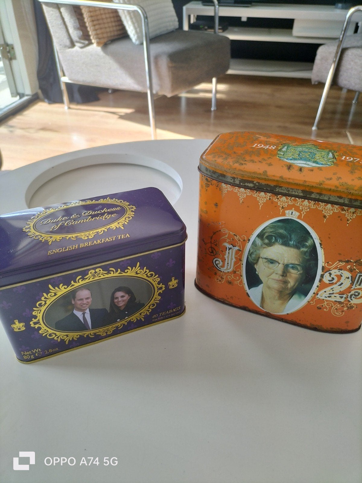 Vintage blikken: Oranje 25 jaar jubileum & Royal Family thee, Ophalen of Verzenden, Gebruikt, Thee, Overige merken