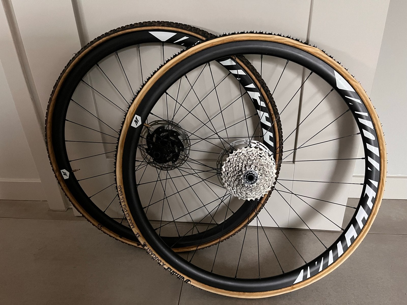 Millenium cyclicros Wielset met grifo  tubes, Gebruikt, Gravelbike, Carbon, Ophalen