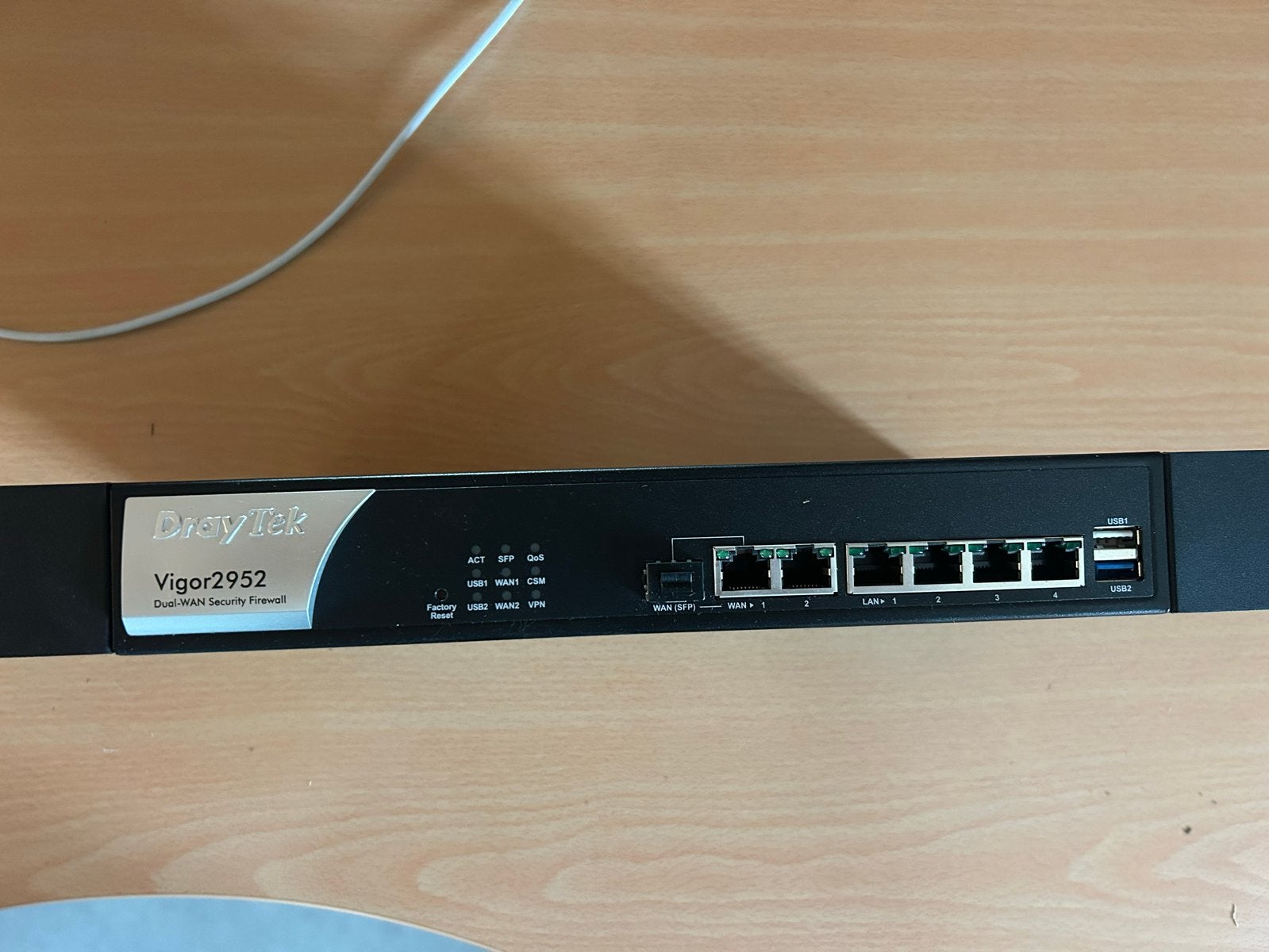 DrayTek Vigor2952 Dual-WAN Security Firewall, Computers en Software, Ophalen, Gebruikt, Router
