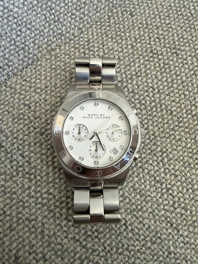 Marc Jacobs MBM3100 Blade Zilver Wit Dames Horloge, Sieraden, Tassen en Uiterlijk, Horloges | Dames, Overige merken, Staal, Gebruikt