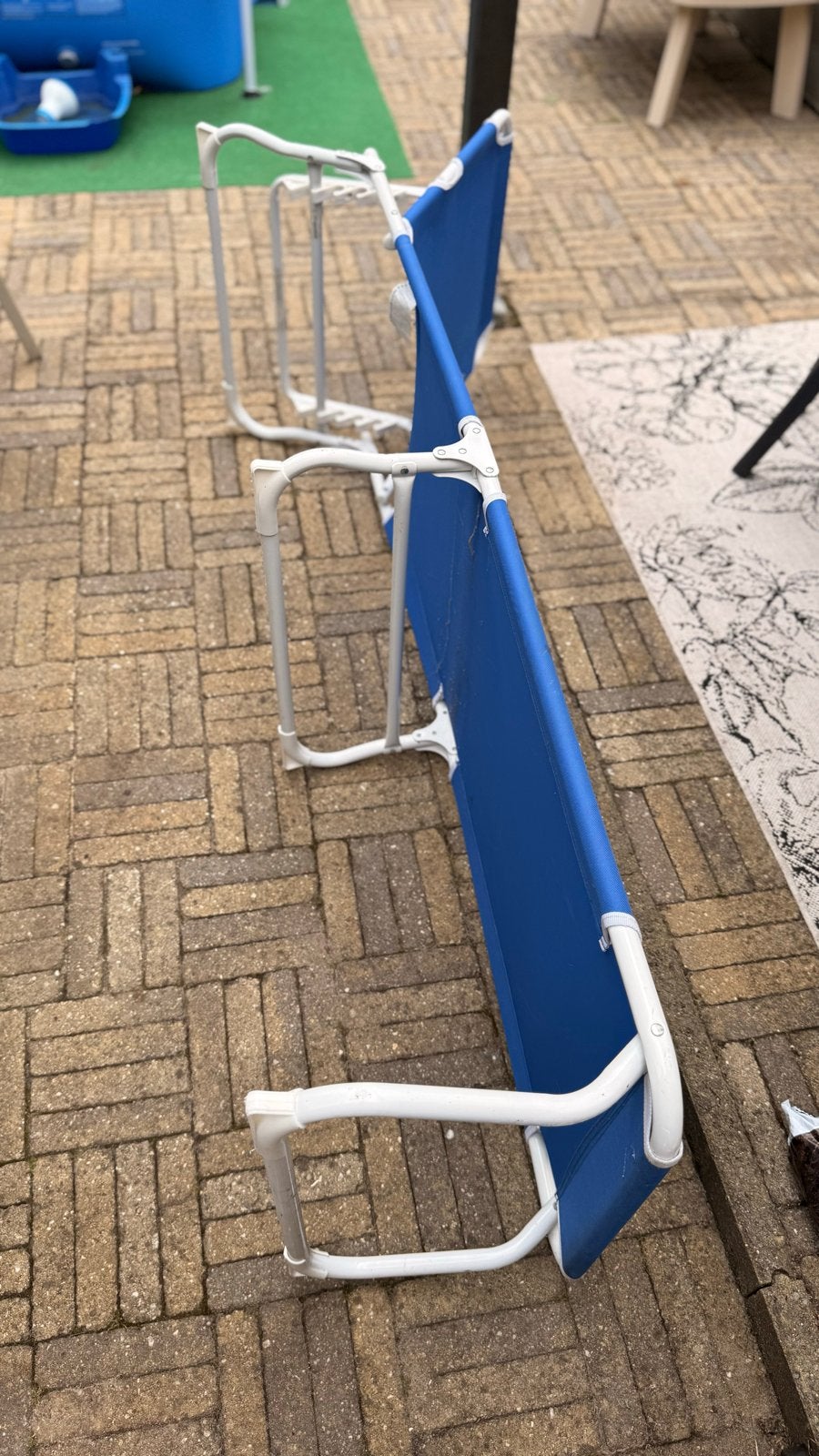 IKEA blauw ligbed, verstelbaar en inklapbaar, Tuin en Terras, Ligbedden, Ophalen, Gebruikt, Metaal, Inklapbaar