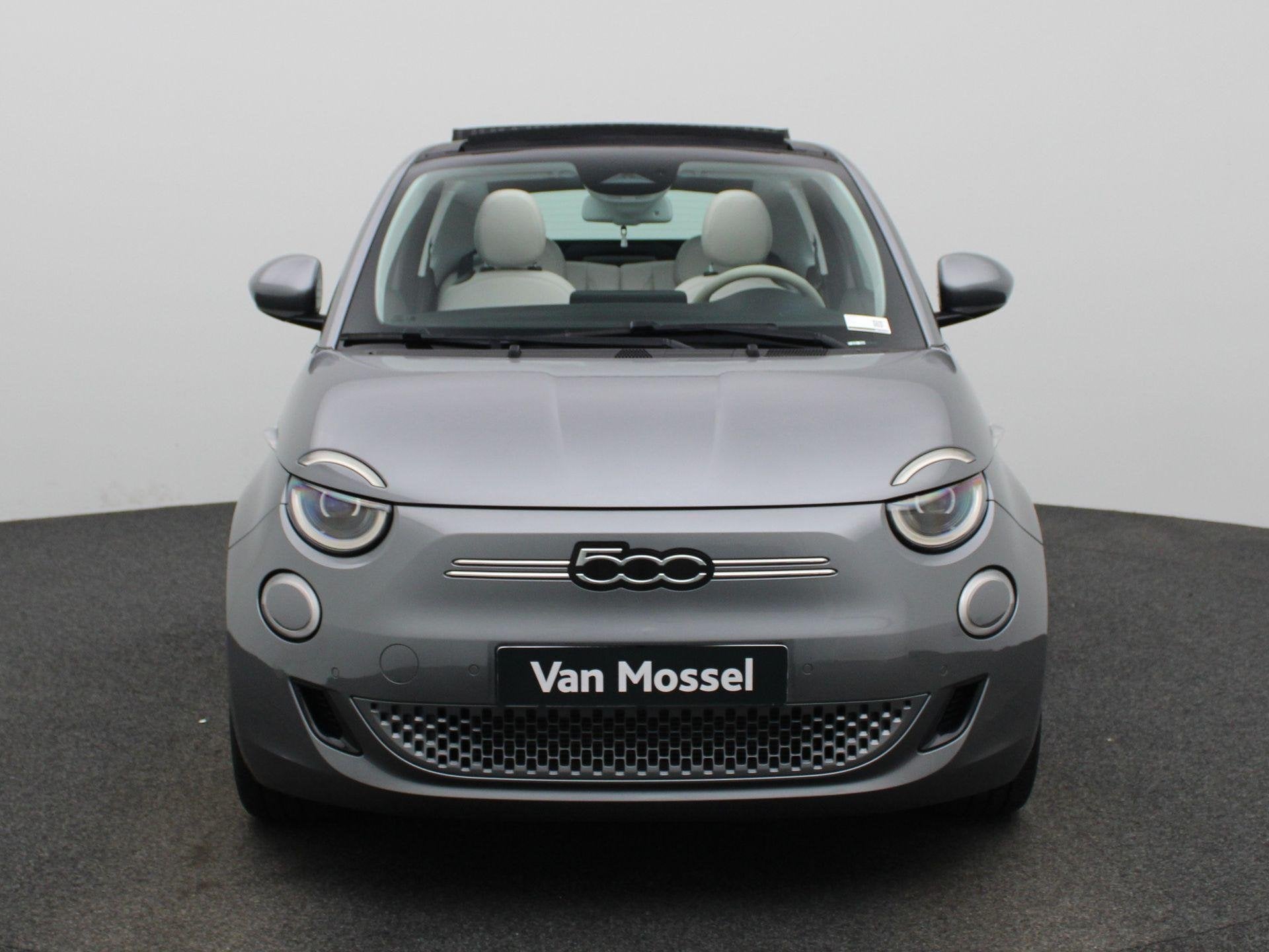 Fiat 500C 500e 42 kWh La Prima, 12 maanden, Stof, Gebruikt, 118 pk