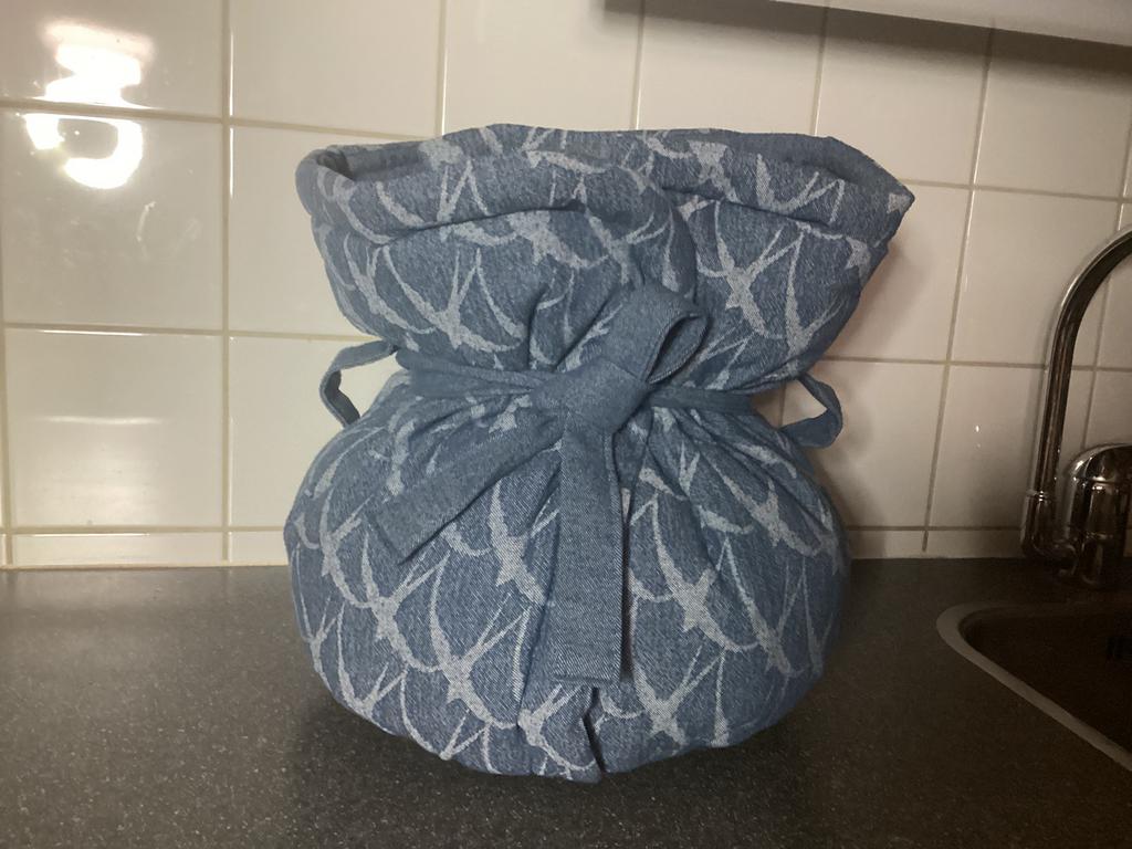 Pannenstoof / hooimadam, Huis en Inrichting, Keuken | Keukenbenodigdheden, Nieuw, Ophalen of Verzenden