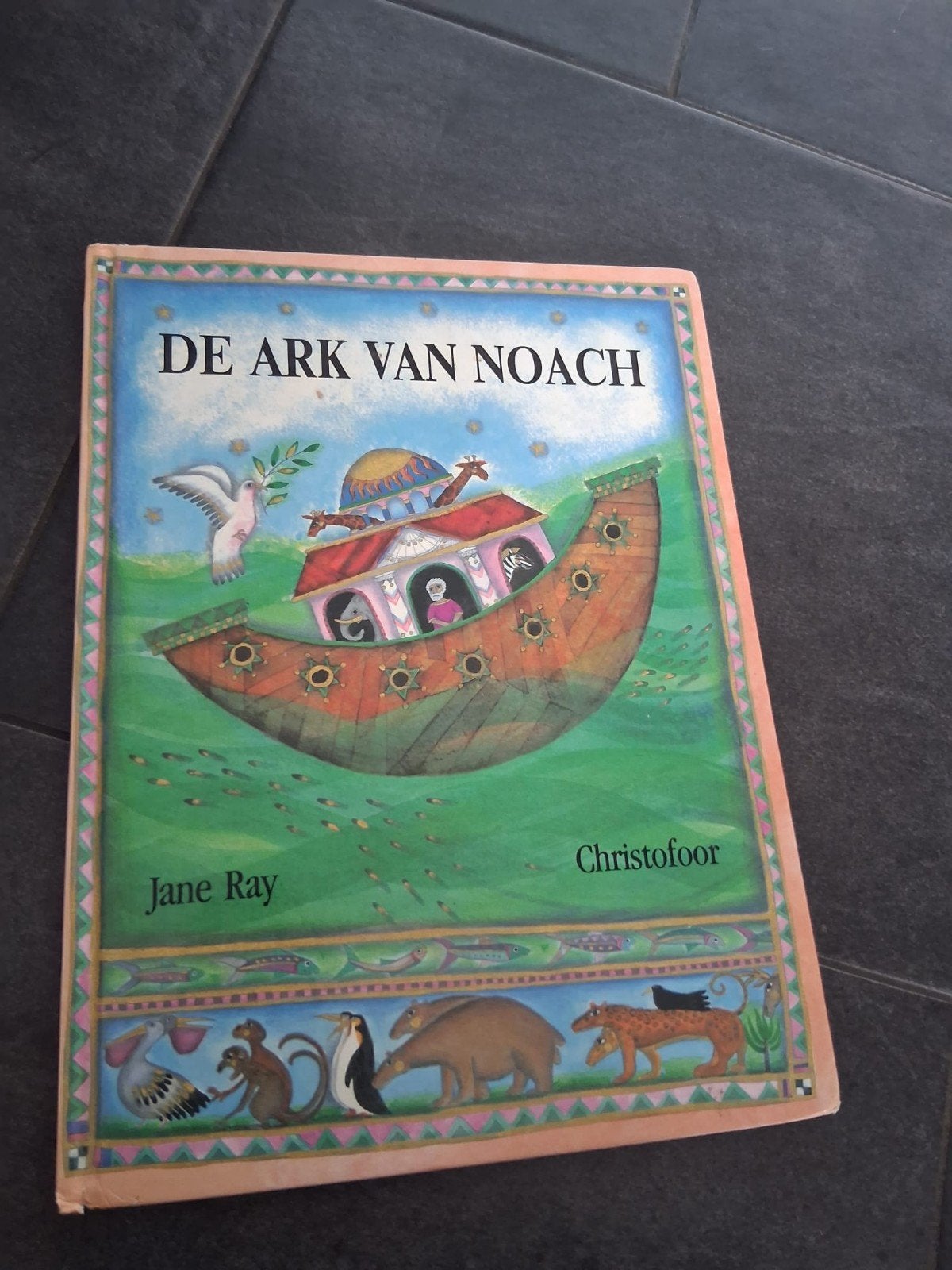 De Ark van Noach - Jane Ray - Kinderboek met lichte schade, Ophalen of Verzenden, Gelezen, Jane Ray, Sprookjes