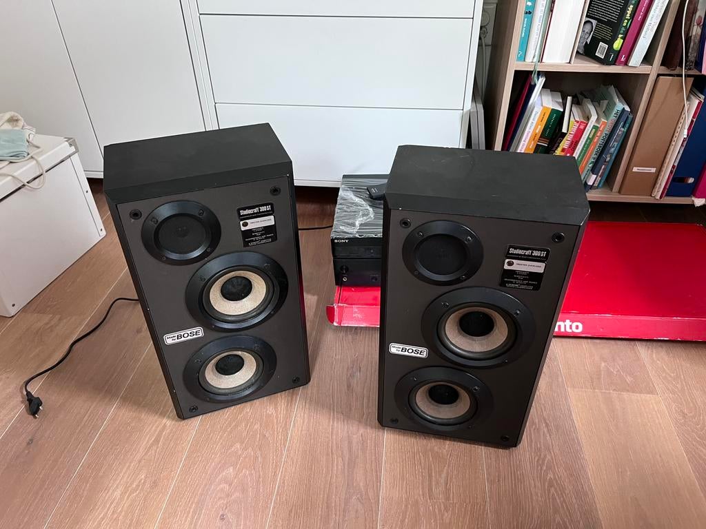 Speakers Bose studiocraft 300 ST