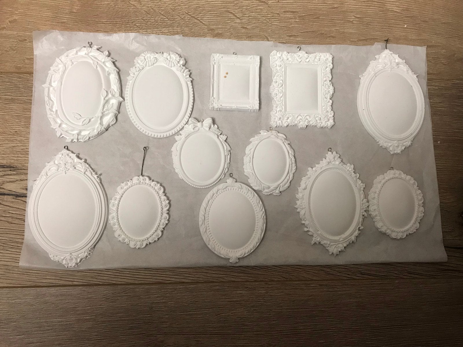Diverse witte lijstjes , schilderen knutselen Barok stijl, Overige materialen, Nieuw, Ophalen of Verzenden, Fotolijst