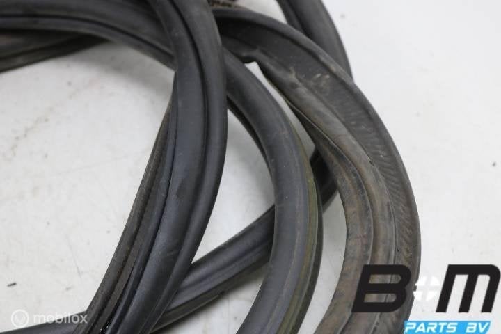 Achterkleprubber VW Transporter T5 GP, Auto-onderdelen, Gebruikt