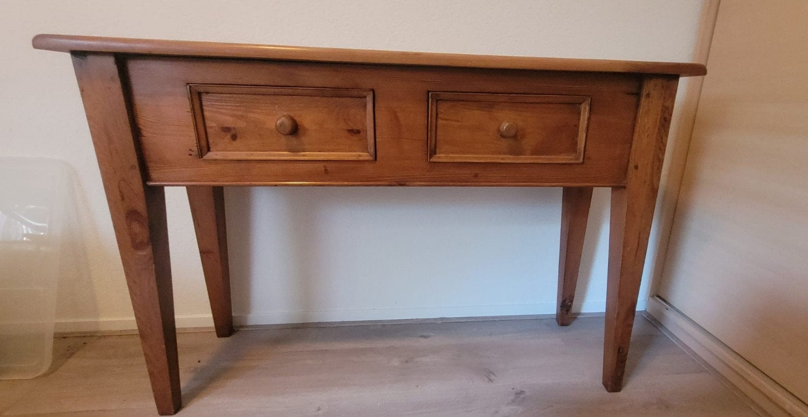 Oud grenen sidetable met twee lades, Ophalen, Gebruikt, 100 tot 150 cm, 25 tot 50 cm