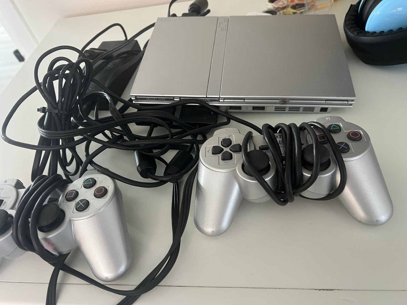 PlayStation 2 Zilver met 2 Controllers, Gebruikt, Met 2 controllers, Ophalen of Verzenden, Zilver