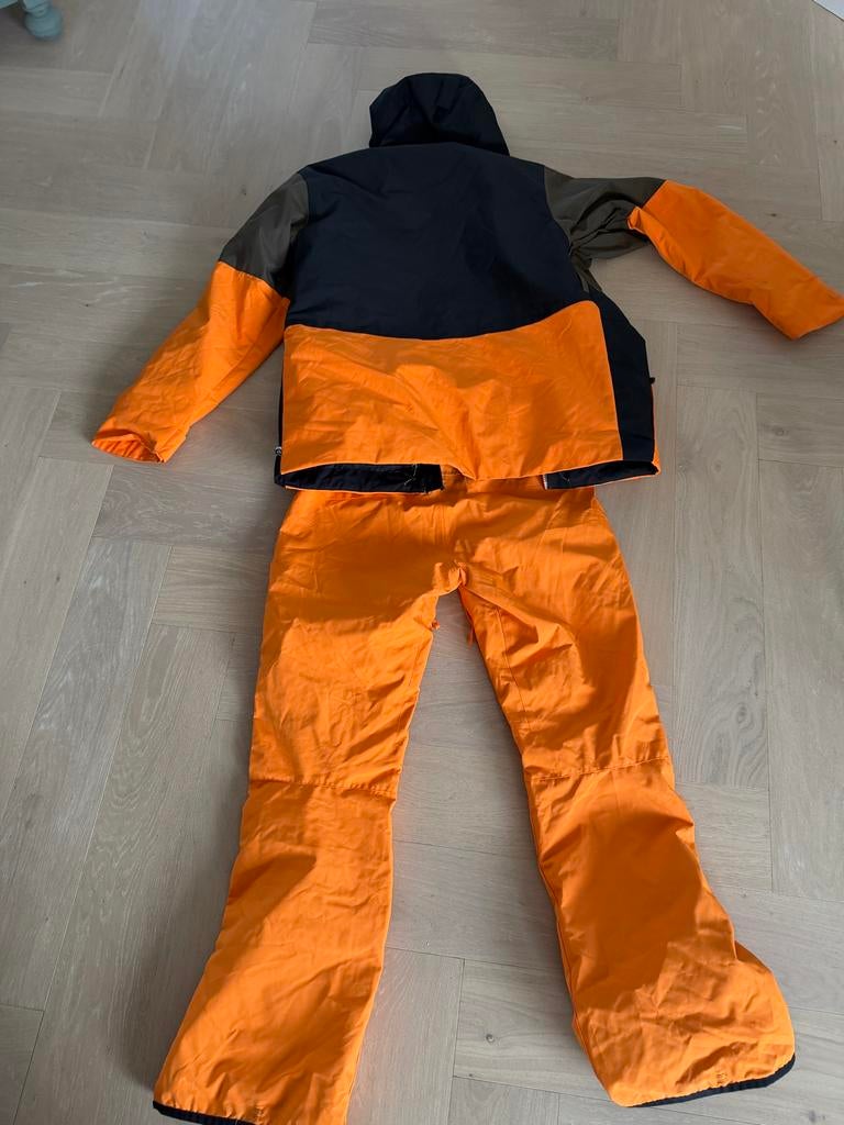 Skipak snowboardpak picture, Ophalen of Verzenden, Zo goed als nieuw, Maat 38/40 (M), Pak