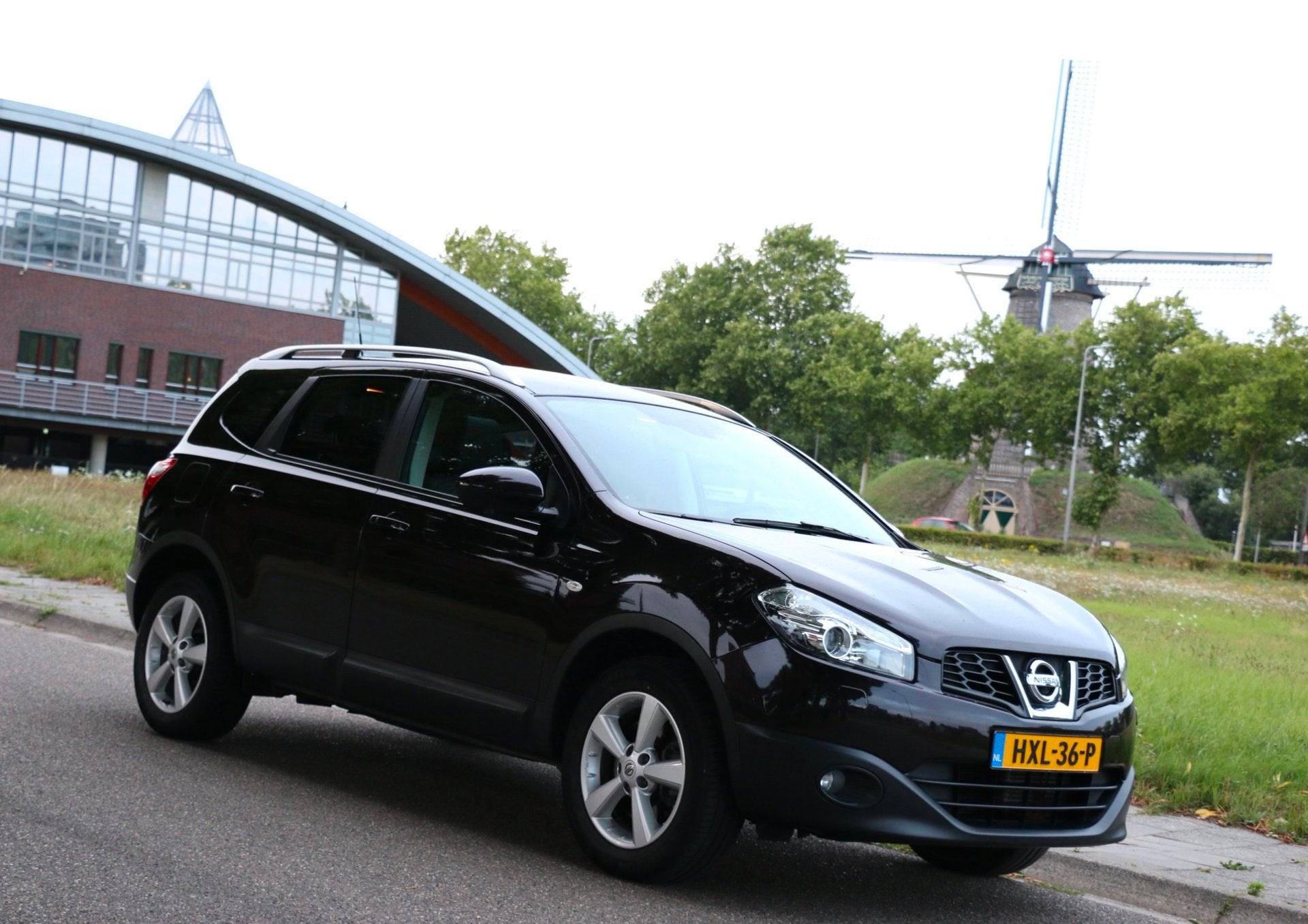 Nissan Qashqai +2 2.0 Connect Edition 4WD 7-Persoons Aut Pan, Auto's, Automaat, 1525 kg, Gebruikt, Zwart
