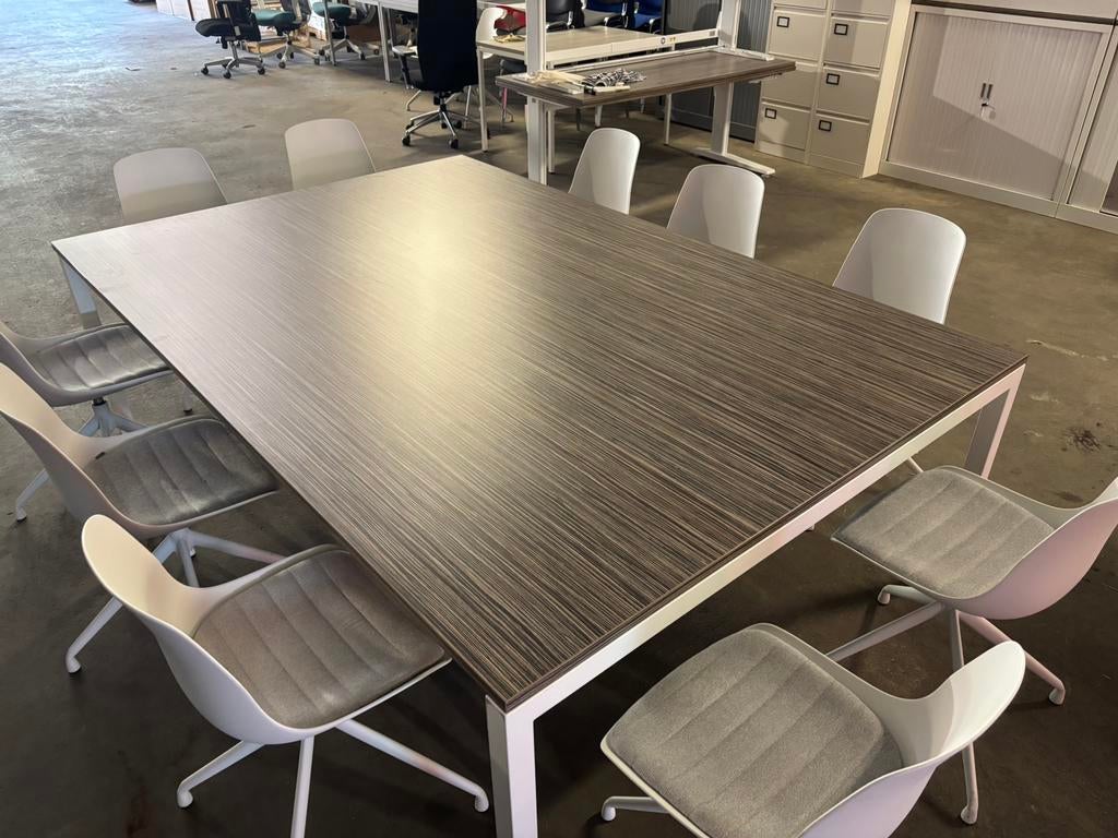 Ruime vergadertafel 240x160 cm - Ideaal voor kantoor, Huis en Inrichting, Tafels | Eettafels, Ophalen, Gebruikt, 150 tot 200 cm