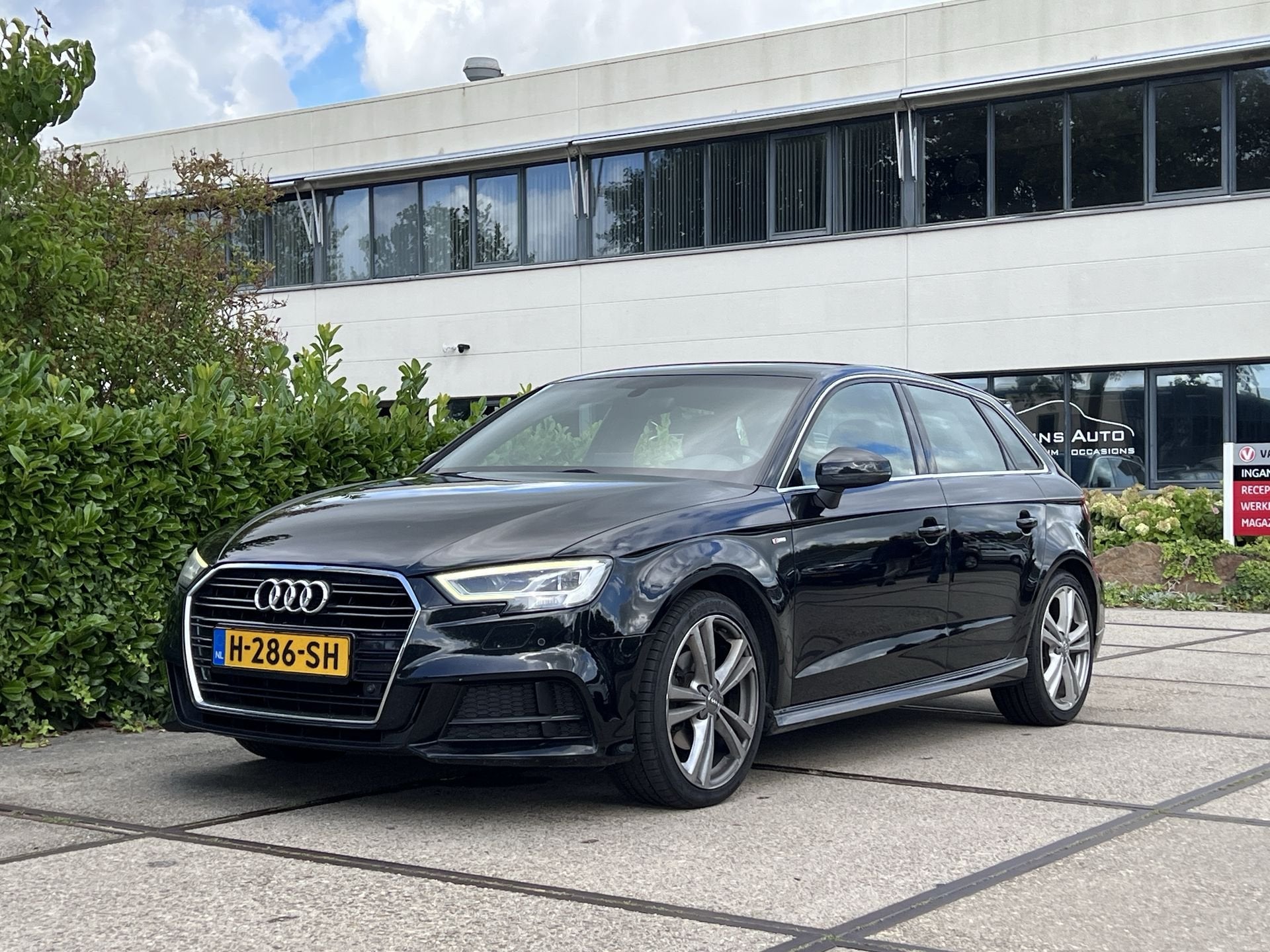 Audi A3 Sportback 1.4 TFSI CoD Sport S Line Edition |VIRT CO, Auto's, Dealer onderhouden, Automatische klimaatregeling, Gebruikt