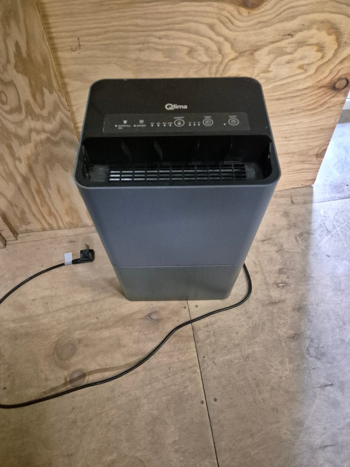 Qlima Luchtontvochtiger - Houd je huis droog en fris, Ophalen, Gebruikt, Postbus 100, 5000 AC Tilburg, Nederland, Luchtontvochter