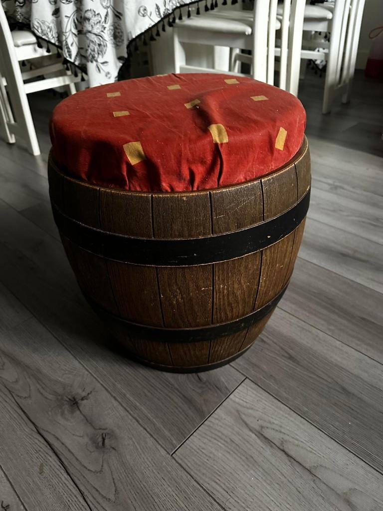bankje rond stoel hout, Ophalen, Gebruikt, Bruin, Eén