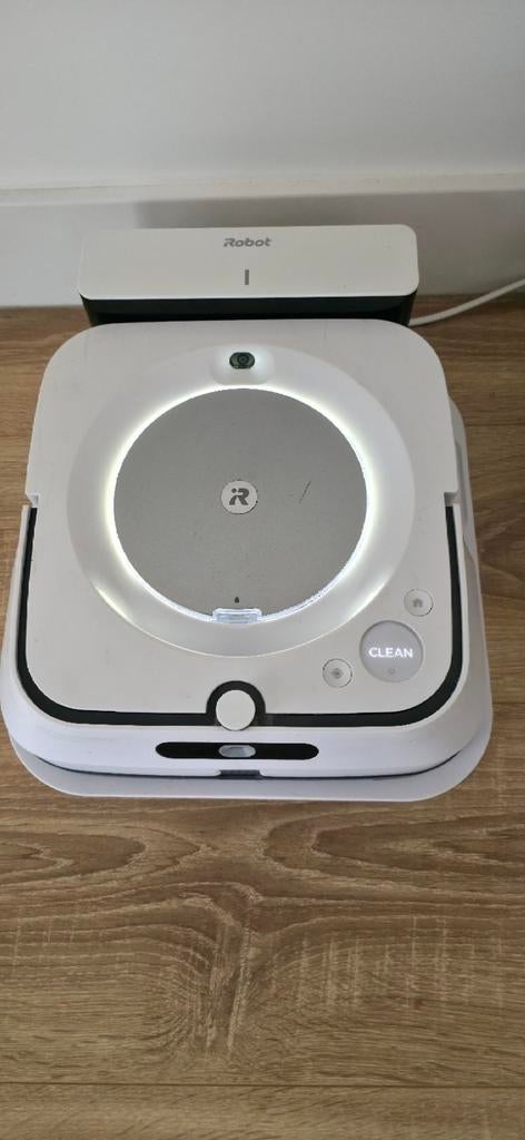 iRobot Braava jet m6 Robot Dweilmachine, Witgoed en Apparatuur, Stofzuigers, Zo goed als nieuw, Robotstofzuiger, Minder dan 1200 watt