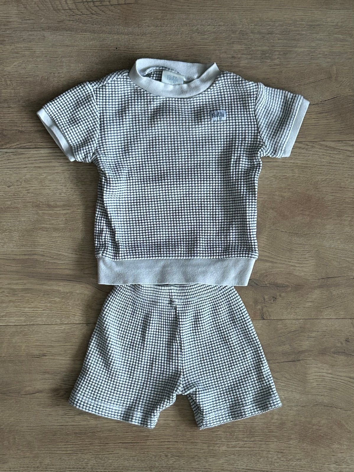 Feetje wafel pyjama shortama grijs/offwhite maat 74, Ophalen of Verzenden, Zo goed als nieuw, Jongetje, Nacht- of Onderkleding