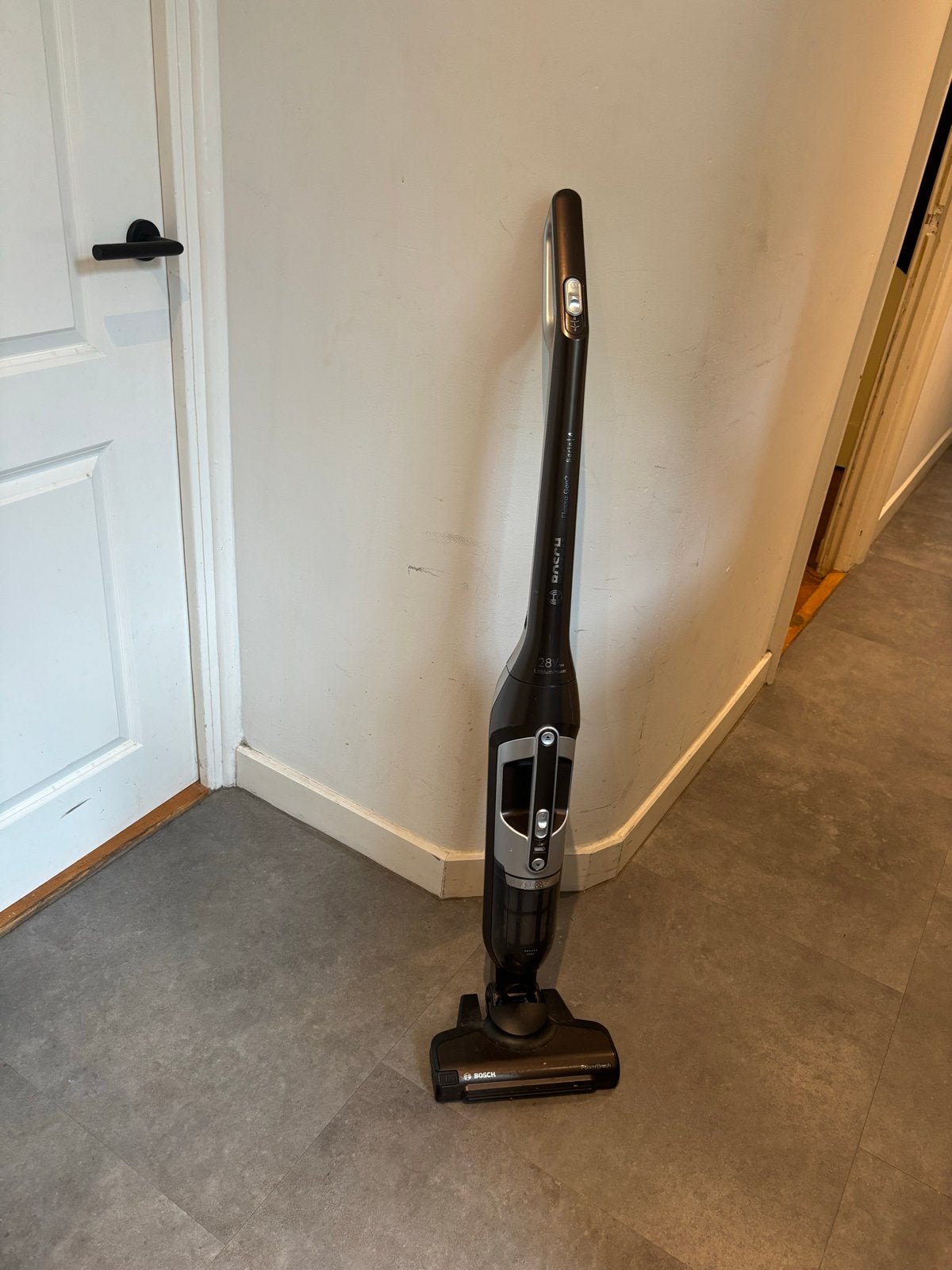 Bosch Flexxo Serie 2-in-1 steelstofzuiger (draadloze), Witgoed en Apparatuur, Stofzuigers, Ophalen, Bosch, Draadloos, Zo goed als nieuw