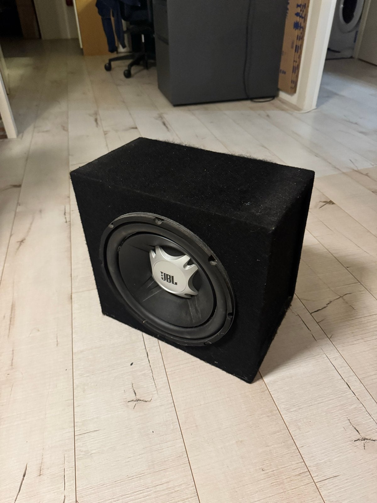 JBL Subwoofer + JBL GTO 504 Versterker, Ophalen, Gebruikt