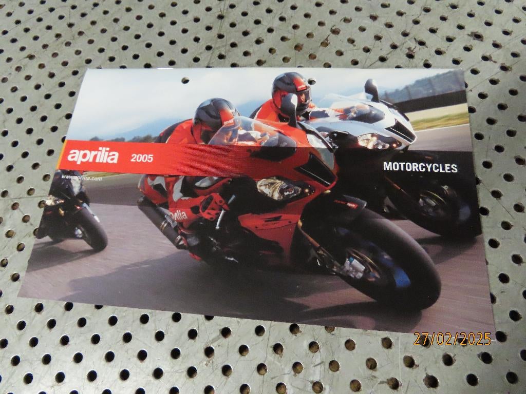 Aprilia 2005 modellen kleurenfolder Reclame o.a. RSV - Tuono, Ophalen of Verzenden, Gebruikt, Auto's