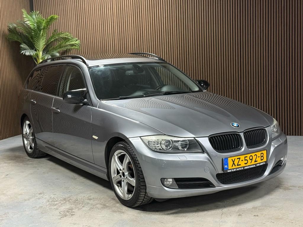 BMW 3 Serie Touring 320i Business Line PANORAMA DAK, Auto's, BMW, Automaat, Euro 5, 4 cilinders, 1435 kg