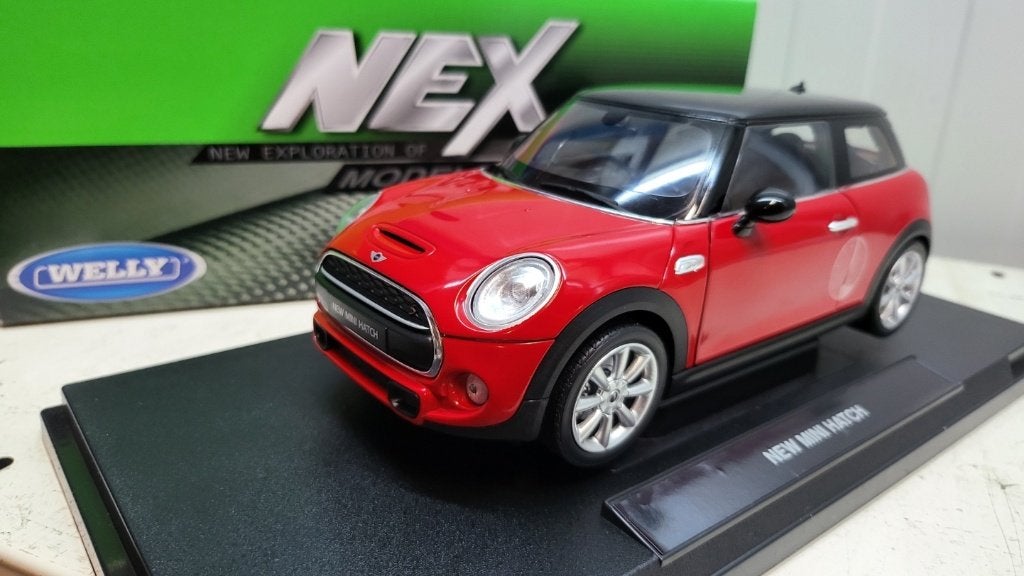 Mini Cooper S, rood/zwart, 2014, 1:18, Hobby en Vrije tijd, Modelauto's | 1:18, Auto, Welly, Welly, Nieuw