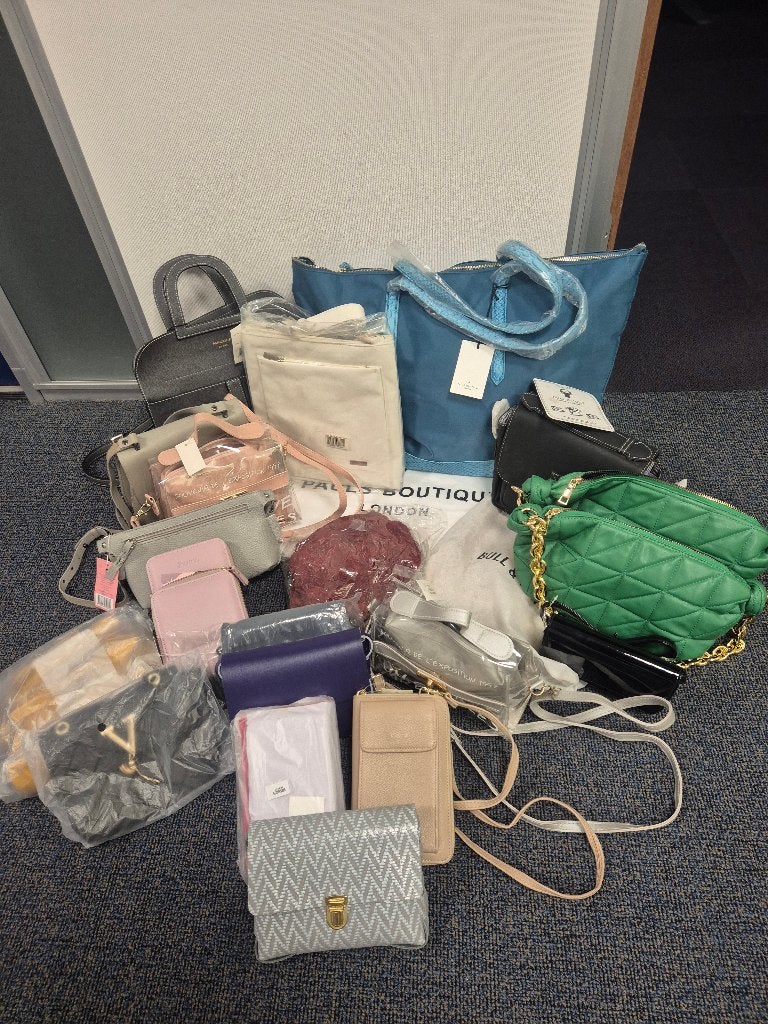 Partij van 20 nieuwe tassen, Sieraden, Tassen en Uiterlijk, Tassen | Damestassen, Ophalen of Verzenden, Nieuw, Overige kleuren
