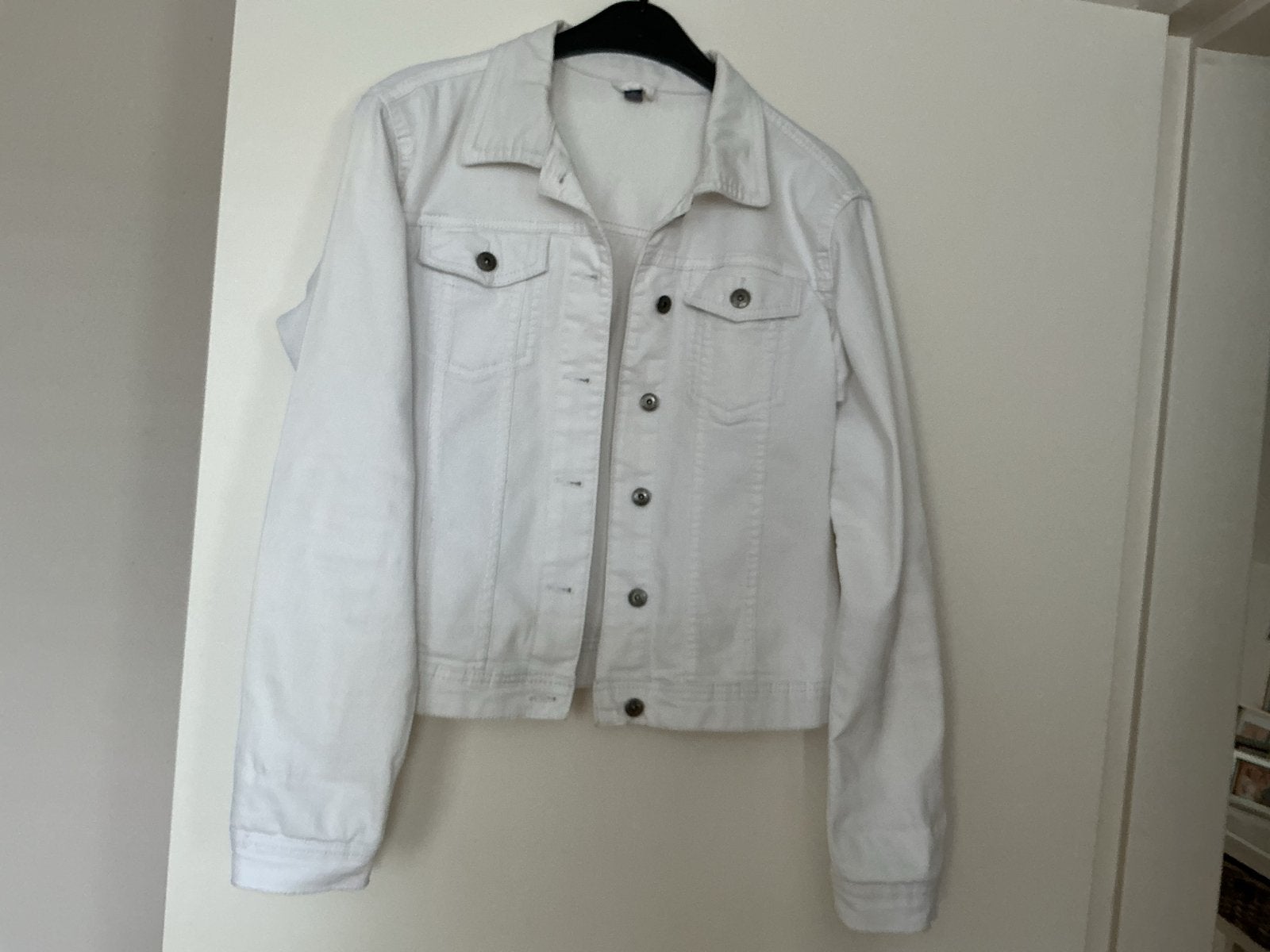 Witte  dames spijkerjas maat 42, Ophalen of Verzenden, Gedragen, Maat 42/44 (L), Wit