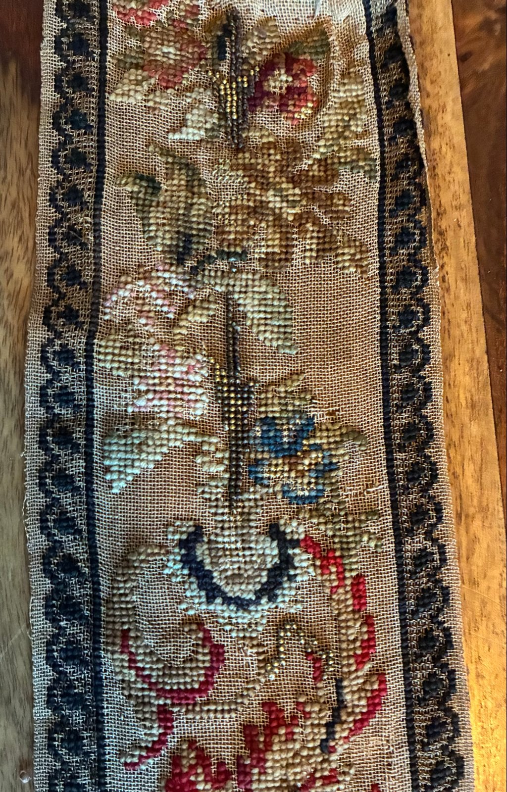 Antiek Lang Schellekoord met Geborduurde Bloemen, Ophalen of Verzenden