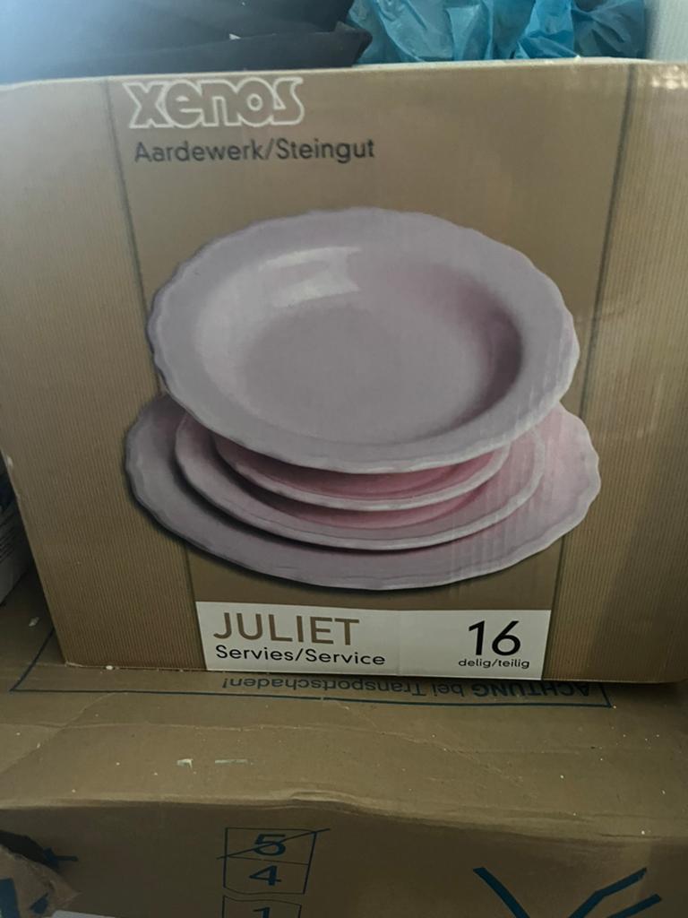Hele nieuwe licht roze serviesset 16delig nieuw in doos, Ophalen, Nieuw, Glas, Overige stijlen