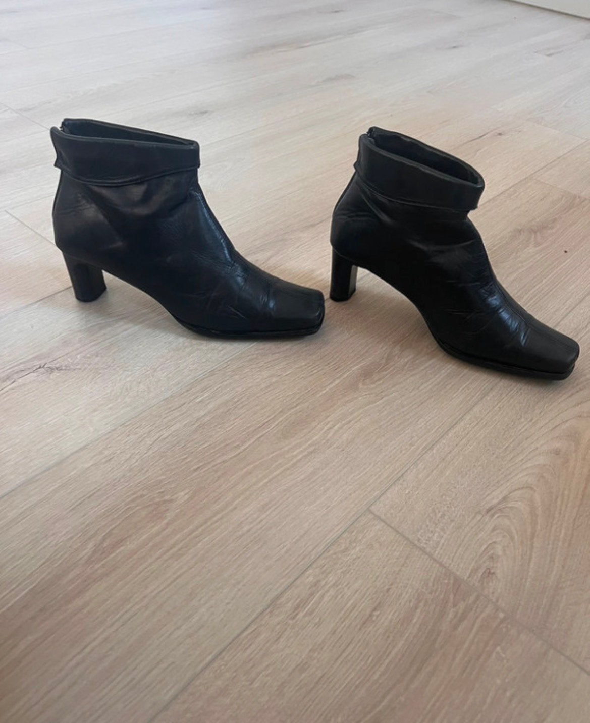 Dames hakken schoenen, Ophalen of Verzenden, Zo goed als nieuw, Zwart