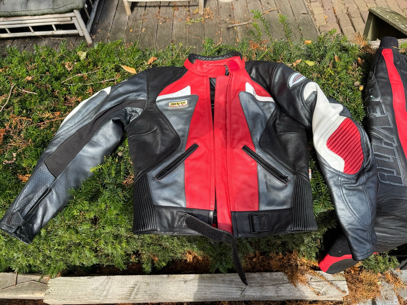 Leren motorpak (jasje maat 40, broek maat 44), Motoren, Ophalen of Verzenden, Tweedehands, Combipak