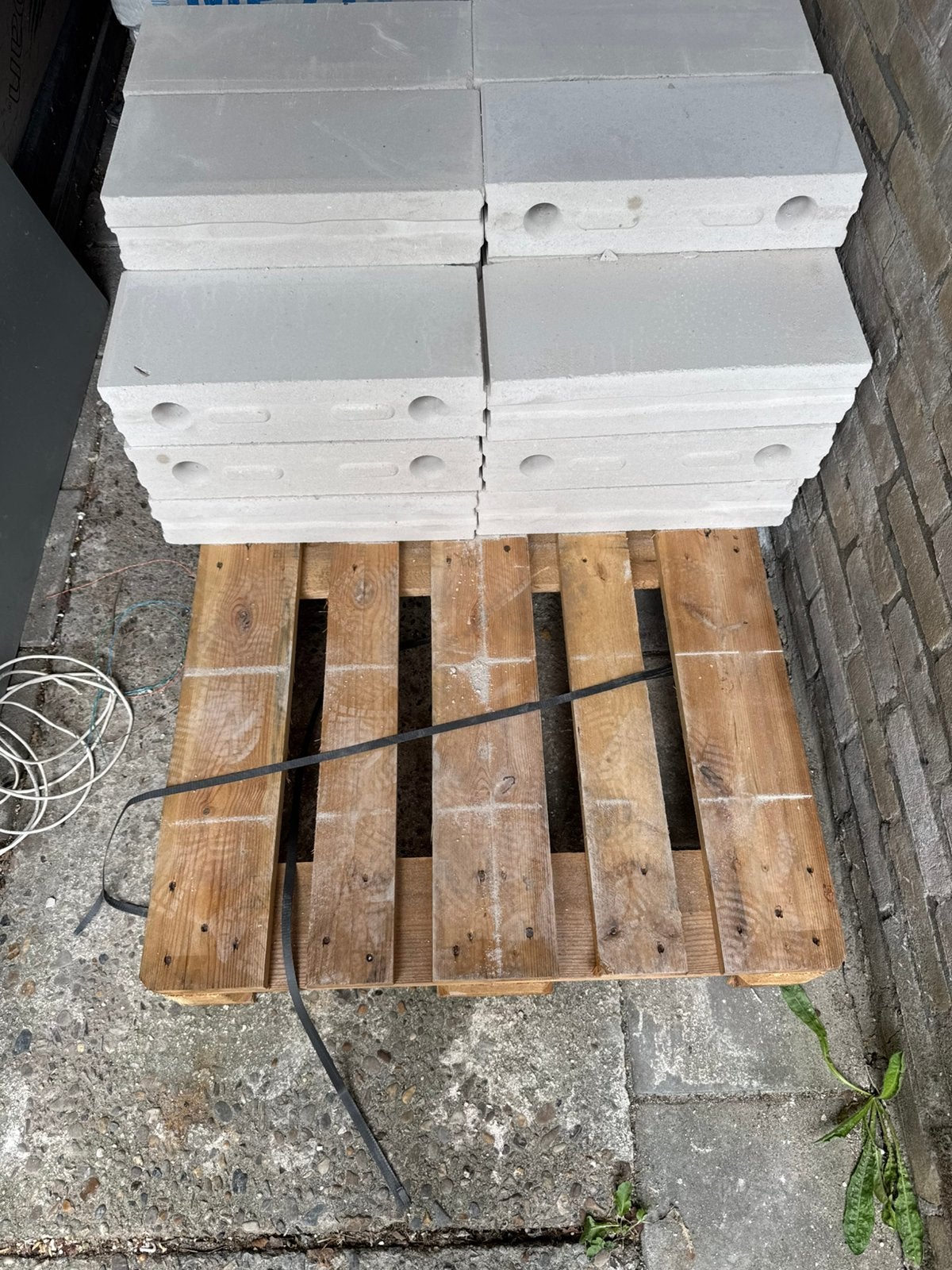 KST Kalkzandsteen lijmblok L100/198 437x100x198 mm, Ophalen, Zo goed als nieuw, Kalkzandstenen