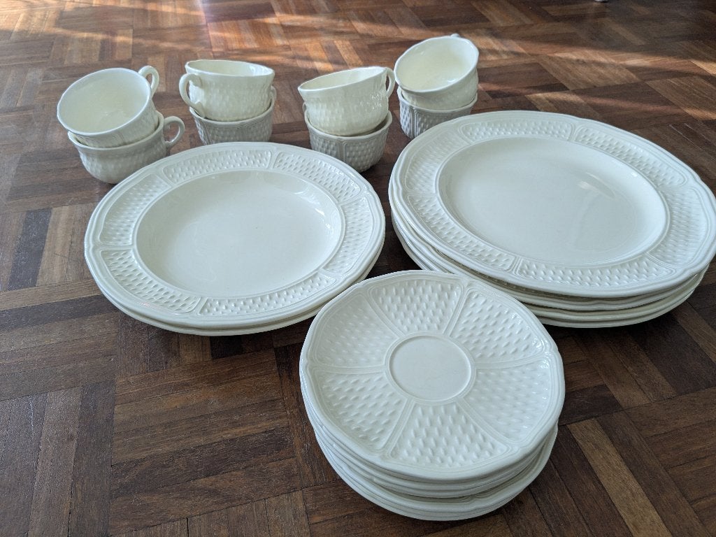Gien pont aux choux servies crème/mais, Ophalen, Zo goed als nieuw, Bord(en), Klassiek
